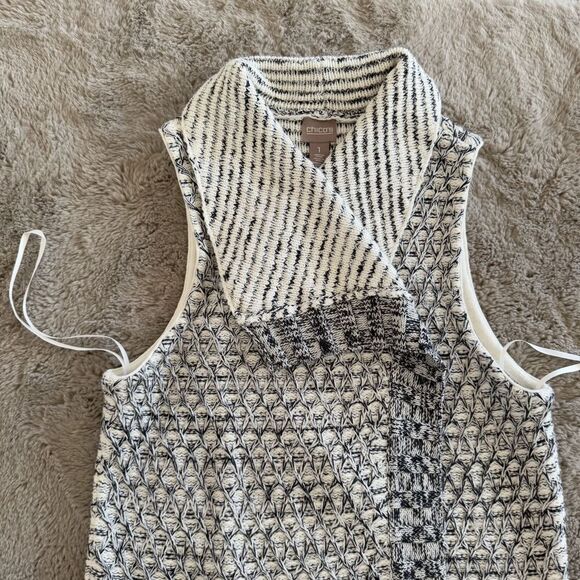 Chicos Textured Knit Sweater Vest Women's Size1M Black Antique White - Picture 4 of 12